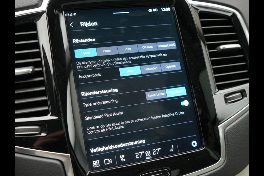 Volvo XC90 Recharge AWD Plus Dark Long Range 7 Persoons PHEV 456pk Dealer O.H | Trekhaak Af Fabriek | Panodak | Adaptive Cruise | 360 Camera | Harman / Kardon | Lederen Sportstoelen Memory & Verwarmd | Keyless | Blis | Stuur Verwarmd | Apple Carplay | Plug In Hybrid
