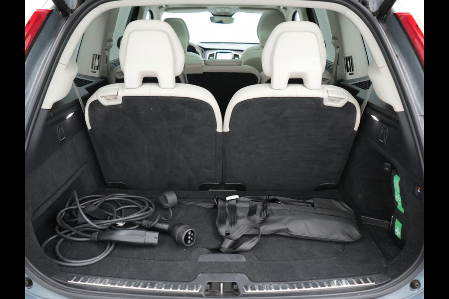 Volvo XC90 Recharge AWD Plus Dark Long Range 7 Persoons PHEV 456pk Dealer O.H | Trekhaak Af Fabriek | Panodak | Adaptive Cruise | 360 Camera | Harman / Kardon | Lederen Sportstoelen Memory & Verwarmd | Keyless | Blis | Stuur Verwarmd | Apple Carplay | Plug In Hybrid