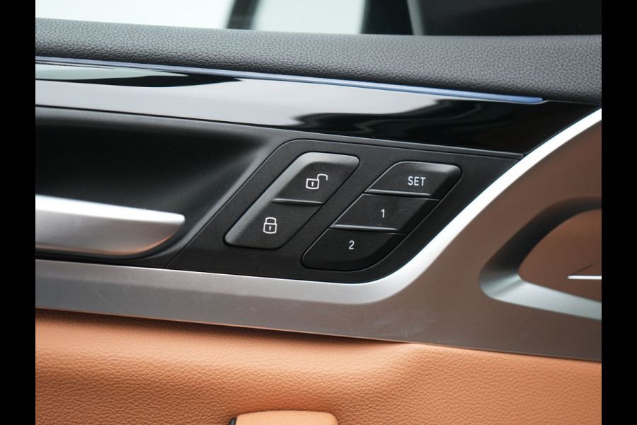 BMW iX3 M Sport 80 kWh 286pk Dealer O.H | Panodak | Adaptive Cruise | Camera | Lederen Sportstoelen Memory & Verwarmd | Sfeerverlichting | Blis | Apple Carplay | Navigatie | DAB | 19"L.M