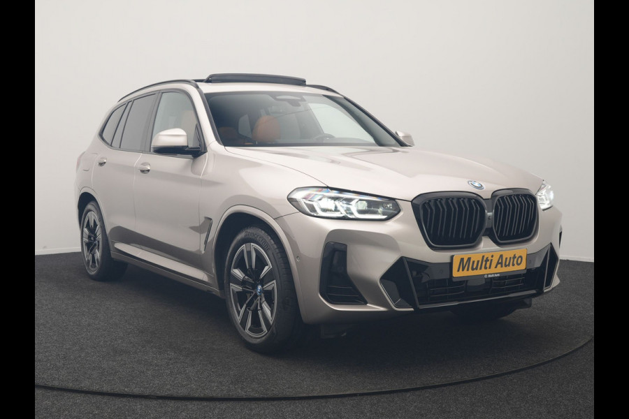 BMW iX3 M Sport 80 kWh 286pk Dealer O.H | Panodak | Adaptive Cruise | Camera | Lederen Sportstoelen Memory & Verwarmd | Sfeerverlichting | Blis | Apple Carplay | Navigatie | DAB | 19"L.M