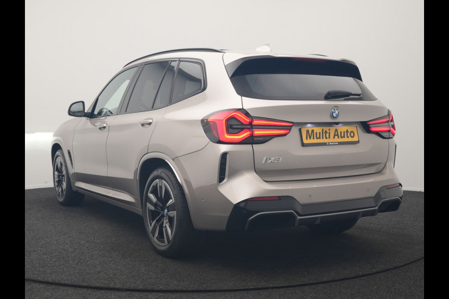 BMW iX3 M Sport 80 kWh 286pk Dealer O.H | Panodak | Adaptive Cruise | Camera | Lederen Sportstoelen Memory & Verwarmd | Sfeerverlichting | Blis | Apple Carplay | Navigatie | DAB | 19"L.M
