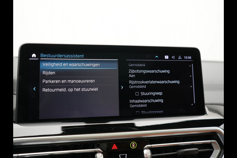 BMW iX3 M Sport 80 kWh 286pk Dealer O.H | Panodak | Adaptive Cruise | Camera | Lederen Sportstoelen Memory & Verwarmd | Sfeerverlichting | Blis | Apple Carplay | Navigatie | DAB | 19"L.M