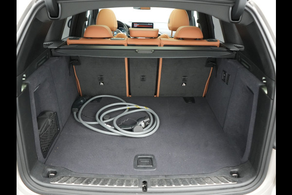 BMW iX3 M Sport 80 kWh 286pk Dealer O.H | Panodak | Adaptive Cruise | Camera | Lederen Sportstoelen Memory & Verwarmd | Sfeerverlichting | Blis | Apple Carplay | Navigatie | DAB | 19"L.M
