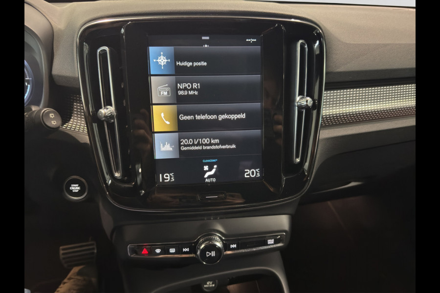 Volvo XC40 T5 Aut. Plug-in Hybrid R-Design Parkeercamera Keyless 262pk