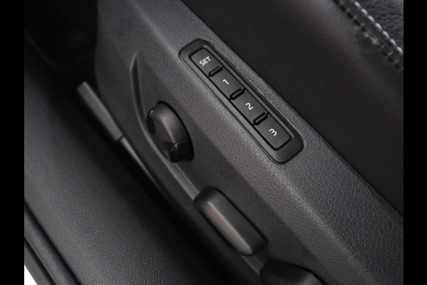 Škoda Superb Combi 1.5 TSI ACT Sportline Business | Leder/alcantara | Memory | Stoelverwarming | Virtueel dashboard | Park assist | Carplay | Navigatie | Climate control | Sfeerverlichting | Elektrische achterklep