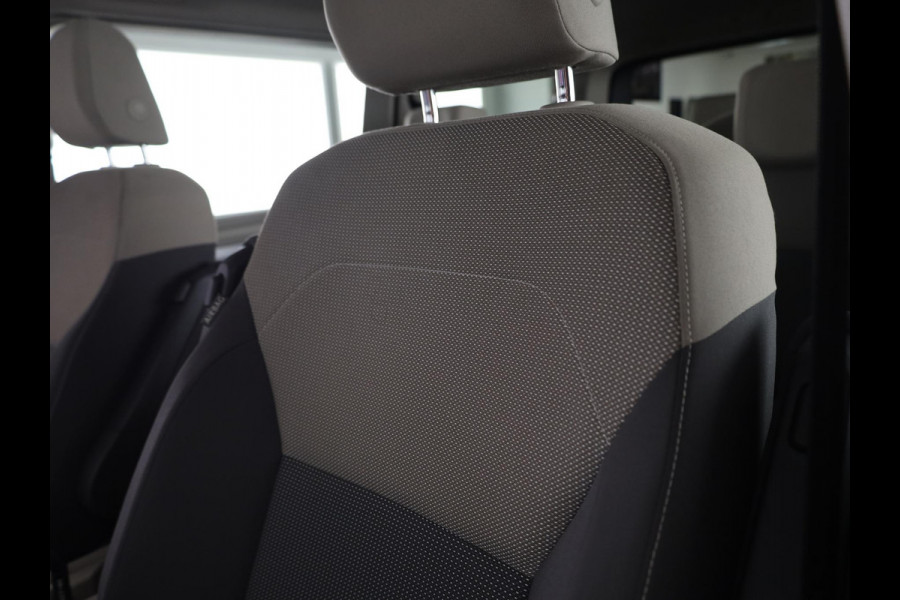 Volkswagen Multivan 1.5 eHybrid L2 Bulli Edition 4Motion 245 pk Automaat (DSG) | Verlengde garantie | Navigatie | Panoramadak | Parkeersensoren (Park assist) | Achteruitrijcamera | Matrix LED koplampen |