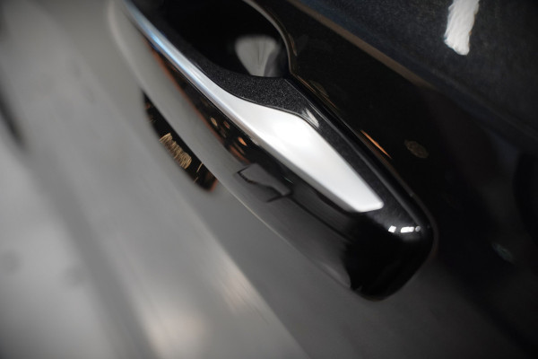 Lynk & Co 01 1.5 Black Edition | Panoramadak | Stoelverwarming | Keyless | Apple Carplay | Memory Seat | Adaptive Cruise Control | Infinity | Navigatie | 360 Camera | Parkeersensoren | Ambiance Verlichting | SOH 96,99%