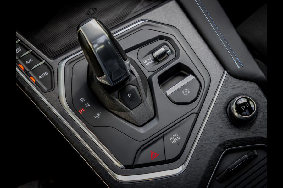Lynk & Co 01 1.5 Plug-In Hybrid 262pk Trekhaak|Adaptive Cruise Control