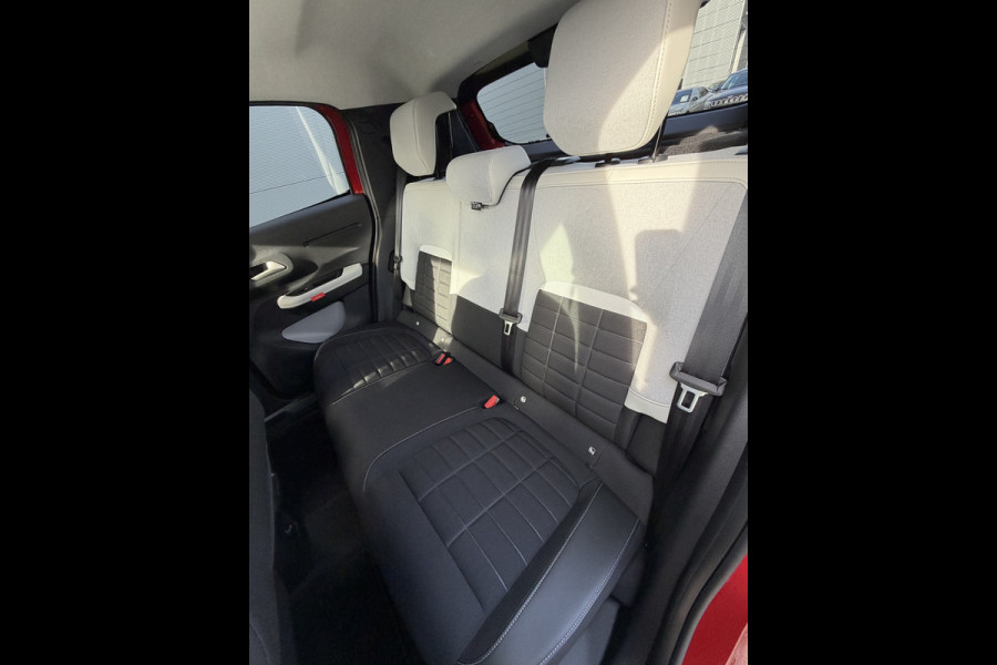 Citroën ë-C3 Max 113pk 44 kWh (Automatische Airco - Navigatie - LED - Apple Carplay - Camera - 17" - Two Tone)