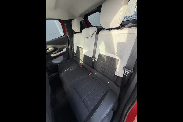 Citroën ë-C3 Max 113pk 44 kWh (Automatische Airco - Navigatie - LED - Apple Carplay - Camera - 17" - Two Tone)