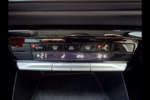Citroën ë-C3 Max 113pk 44 kWh (Automatische Airco - Navigatie - LED - Apple Carplay - Camera - 17" - Two Tone)