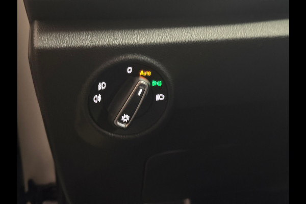 Volkswagen T-Roc 1.5 TSI Sportline Business | Sfeerverlichting | Camera | Carplay | Stoelverwarming
