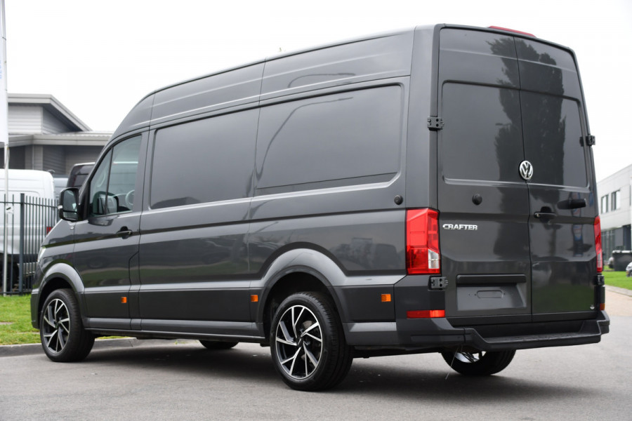 Volkswagen Crafter 35 2.0 TDI L3H3 Highline Cruise, Carplay, LED, Automaat, 177pk, Sensoren, Multimedia, Geveerde stoel, Uniek!