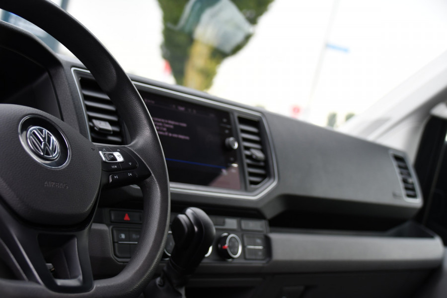 Volkswagen Crafter 35 2.0 TDI L3H3 Highline Cruise, Carplay, LED, Automaat, 177pk, Sensoren, Multimedia, Geveerde stoel, Uniek!