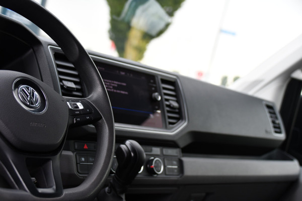 Volkswagen Crafter 35 2.0 TDI L3H3 Highline Cruise, Carplay, LED, Automaat, 177pk, Sensoren, Multimedia, Geveerde stoel, Uniek!