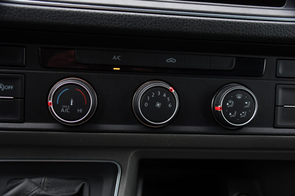 Volkswagen Crafter 35 2.0 TDI L3H3 Highline Cruise, Carplay, LED, Automaat, 177pk, Sensoren, Multimedia, Geveerde stoel, Uniek!