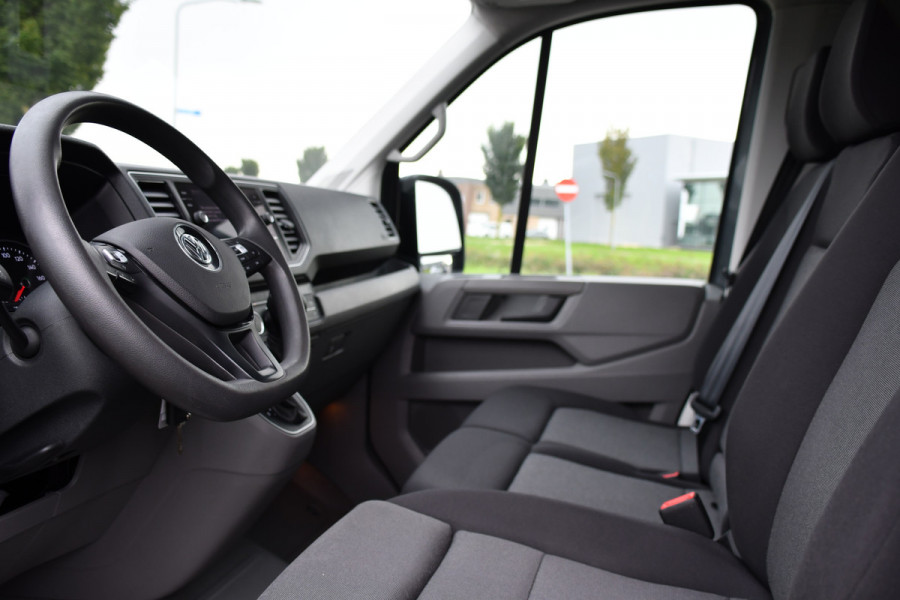 Volkswagen Crafter 35 2.0 TDI L3H3 Highline Cruise, Carplay, LED, Automaat, 177pk, Sensoren, Multimedia, Geveerde stoel, Uniek!