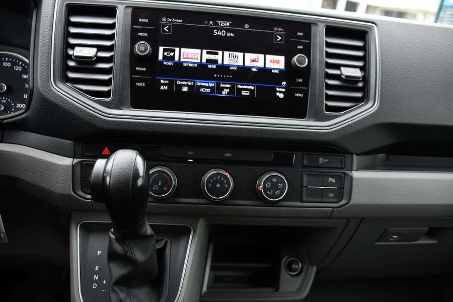 Volkswagen Crafter 35 2.0 TDI L3H3 Highline Cruise, Carplay, LED, Automaat, 177pk, Sensoren, Multimedia, Geveerde stoel, Uniek!