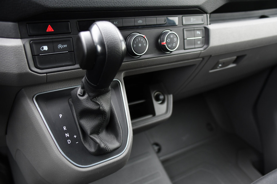 Volkswagen Crafter 35 2.0 TDI L3H3 Highline Cruise, Carplay, LED, Automaat, 177pk, Sensoren, Multimedia, Geveerde stoel, Uniek!