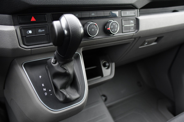 Volkswagen Crafter 35 2.0 TDI L3H3 Highline Cruise, Carplay, LED, Automaat, 177pk, Sensoren, Multimedia, Geveerde stoel, Uniek!