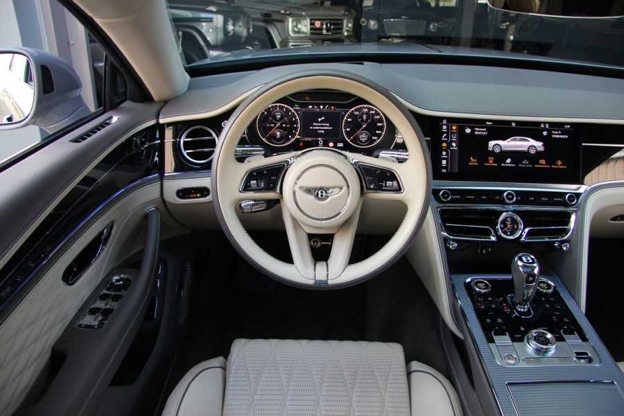 Bentley Flying Spur 2.9 V6 Hybrid | Blackline | Touring | Mulliner Driving Spec | B&O | Pano