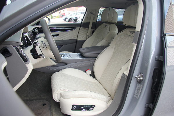 Bentley Flying Spur 2.9 V6 Hybrid | Blackline | Touring | Mulliner Driving Spec | B&O | Pano