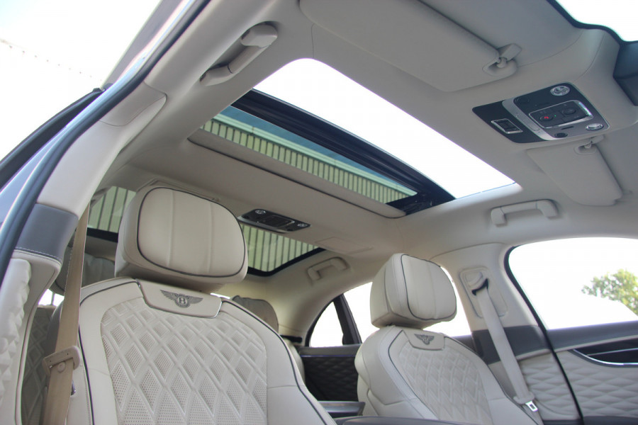 Bentley Flying Spur 2.9 V6 Hybrid | Blackline | Touring | Mulliner Driving Spec | B&O | Pano