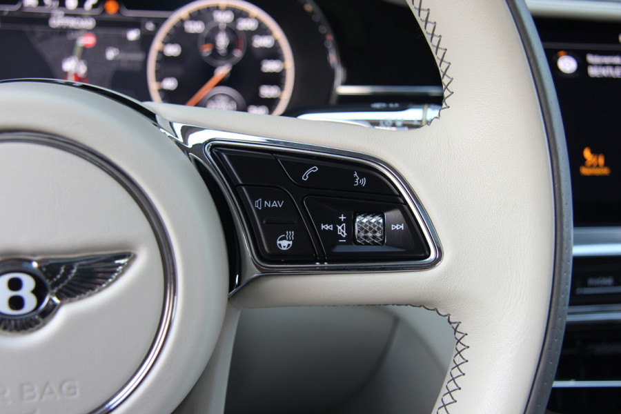 Bentley Flying Spur 2.9 V6 Hybrid | Blackline | Touring | Mulliner Driving Spec | B&O | Pano