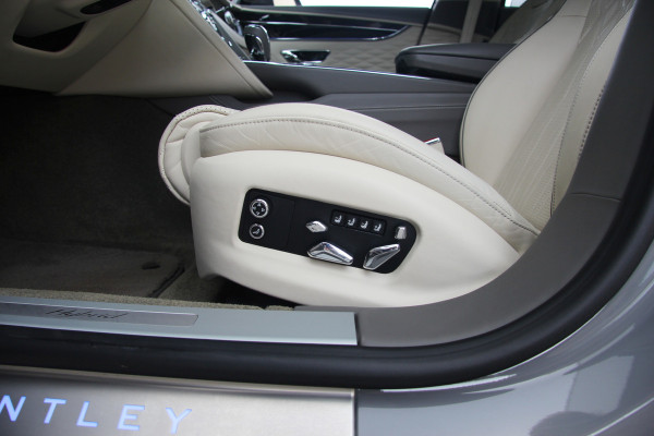 Bentley Flying Spur 2.9 V6 Hybrid | Blackline | Touring | Mulliner Driving Spec | B&O | Pano