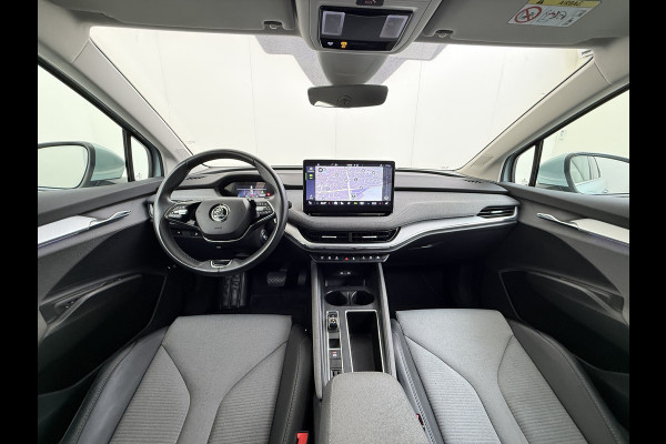 Škoda ENYAQ iV 204PK 80 SOH 92% Camera 3-Zone Ecc Stoel+Stuurverwarming Elek.Achterklep Navi Apple Carplay Android Auto Keyless advanced Pdc Comfort+Klimaat Plus P-Assist Isofix Privacy Glas Lmv DAB Rijstrooksensor 1e Eigenaar Dealeronderhouden