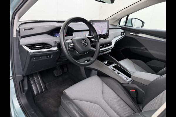 Škoda ENYAQ iV 204PK 80 SOH 92% Camera 3-Zone Ecc Stoel+Stuurverwarming Elek.Achterklep Navi Apple Carplay Android Auto Keyless advanced Pdc Comfort+Klimaat Plus P-Assist Isofix Privacy Glas Lmv DAB Rijstrooksensor 1e Eigenaar Dealeronderhouden