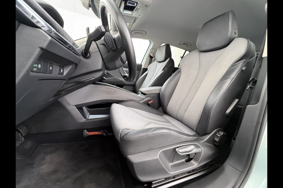 Škoda ENYAQ iV 204PK 80 SOH 92% Camera 3-Zone Ecc Stoel+Stuurverwarming Elek.Achterklep Navi Apple Carplay Android Auto Keyless advanced Pdc Comfort+Klimaat Plus P-Assist Isofix Privacy Glas Lmv DAB Rijstrooksensor 1e Eigenaar Dealeronderhouden
