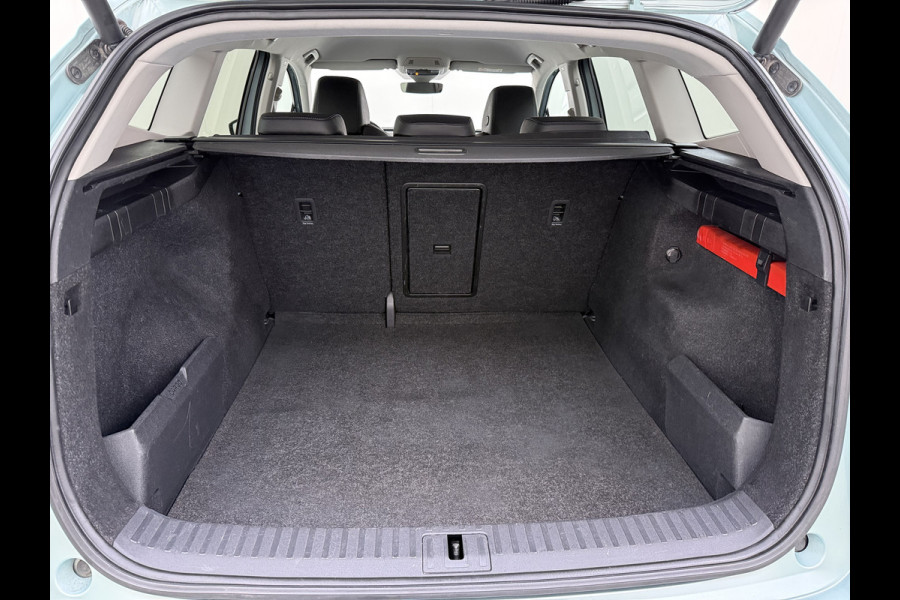Škoda ENYAQ iV 204PK 80 SOH 92% Camera 3-Zone Ecc Stoel+Stuurverwarming Elek.Achterklep Navi Apple Carplay Android Auto Keyless advanced Pdc Comfort+Klimaat Plus P-Assist Isofix Privacy Glas Lmv DAB Rijstrooksensor 1e Eigenaar Dealeronderhouden