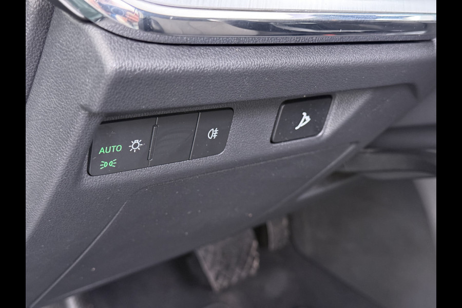 Škoda ENYAQ iV 204PK 80 SOH 92% Camera 3-Zone Ecc Stoel+Stuurverwarming Elek.Achterklep Navi Apple Carplay Android Auto Keyless advanced Pdc Comfort+Klimaat Plus P-Assist Isofix Privacy Glas Lmv DAB Rijstrooksensor 1e Eigenaar Dealeronderhouden
