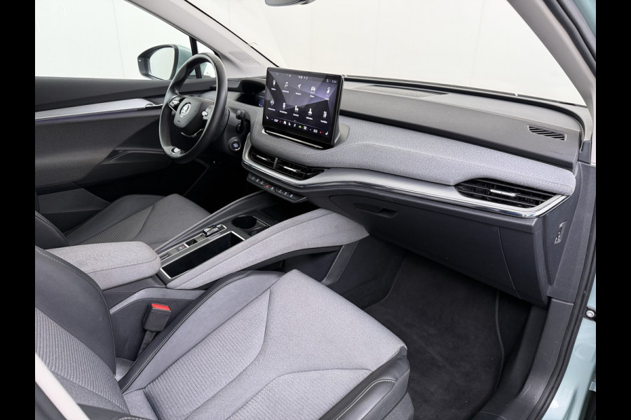 Škoda ENYAQ iV 204PK 80 SOH 92% Camera 3-Zone Ecc Stoel+Stuurverwarming Elek.Achterklep Navi Apple Carplay Android Auto Keyless advanced Pdc Comfort+Klimaat Plus P-Assist Isofix Privacy Glas Lmv DAB Rijstrooksensor 1e Eigenaar Dealeronderhouden