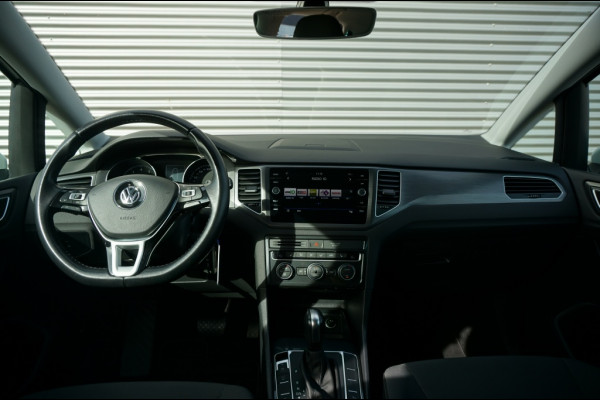 Volkswagen Golf Sportsvan 150PK Highline AUTOM. | TREKHAAK | WINTERPACK | CAMERA | NAVI