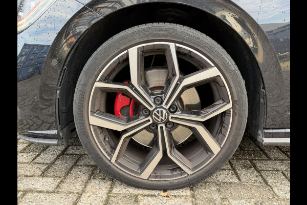 Volkswagen Polo 2.0 TSI GTI 18"/Panoramadak/Dodehoek/Stoelverwarming/Digital Cockpit Pro/Adaptieve cruise/IQ Light/Keyless/PDC v+a/Apple Carplay & Android Auto