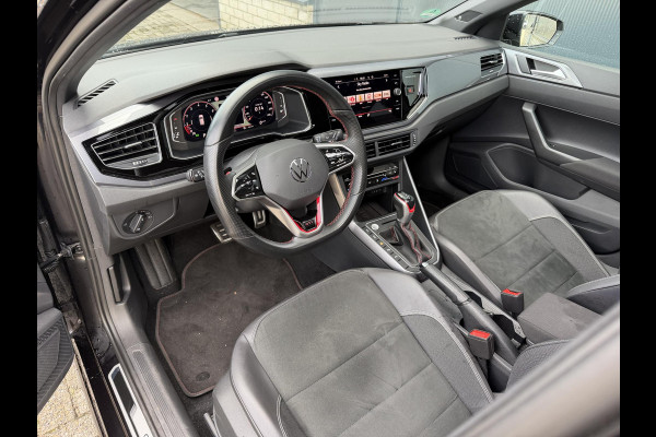 Volkswagen Polo 2.0 TSI GTI 18"/Panoramadak/Dodehoek/Stoelverwarming/Digital Cockpit Pro/Adaptieve cruise/IQ Light/Keyless/PDC v+a/Apple Carplay & Android Auto