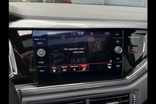 Volkswagen Polo 2.0 TSI GTI 18"/Panoramadak/Dodehoek/Stoelverwarming/Digital Cockpit Pro/Adaptieve cruise/IQ Light/Keyless/PDC v+a/Apple Carplay & Android Auto