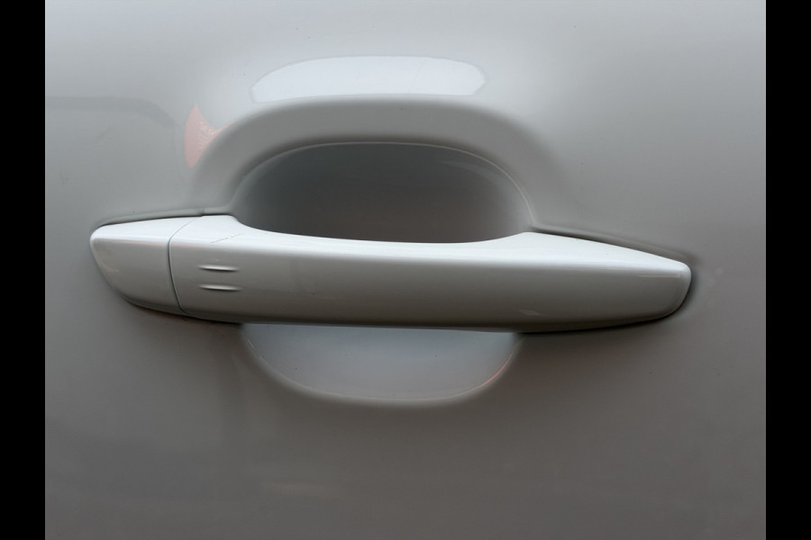 Citroën C3 Aircross 130pk Max (Camera - Keyless Entry - Head up - LED - Navigatie - Automatische Airco - Apple Carplay - 17")