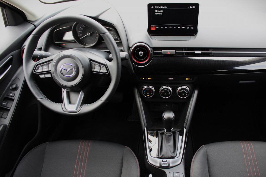 Mazda 2 1.5 SkyActiv-G 90 Homura - Stoel- stuurverwarming, Cruise, Achteruitrijcamera, Airco!