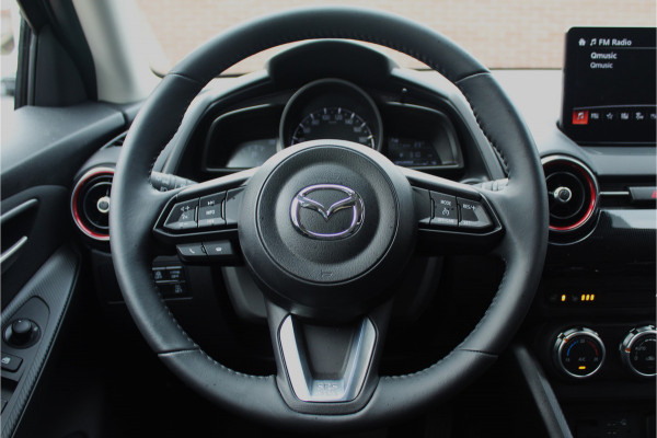 Mazda 2 1.5 SkyActiv-G 90 Homura - Stoel- stuurverwarming, Cruise, Achteruitrijcamera, Airco!