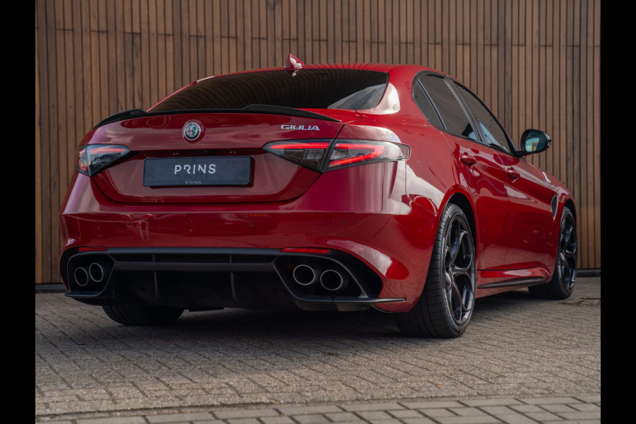 Alfa Romeo Giulia 2.9 V6 Quadrifoglio | Harman/Kardon | Adapt. cruise | Carplay | Carbon stuur