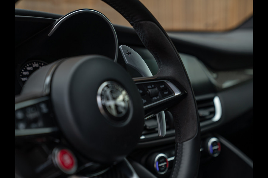 Alfa Romeo Giulia 2.9 V6 Quadrifoglio | Harman/Kardon | Adapt. cruise | Carplay | Carbon stuur