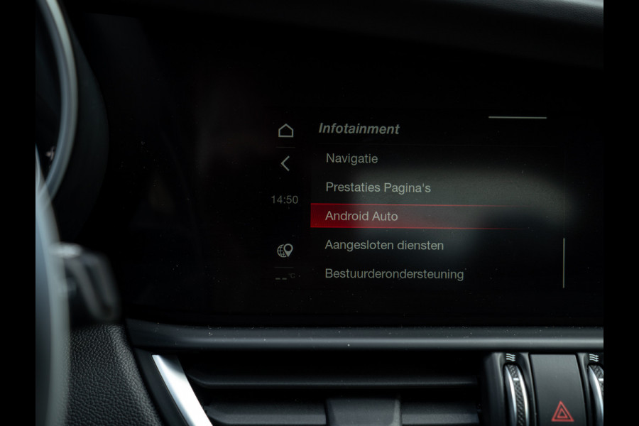 Alfa Romeo Giulia 2.9 V6 Quadrifoglio | Harman/Kardon | Adapt. cruise | Carplay | Carbon stuur