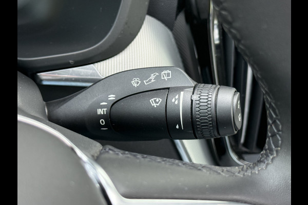 Volvo XC60 2.0 T6 Plug-in hybrid AWD Plus Dark | Trekhaak | Pano | Pilost Assist | Memory