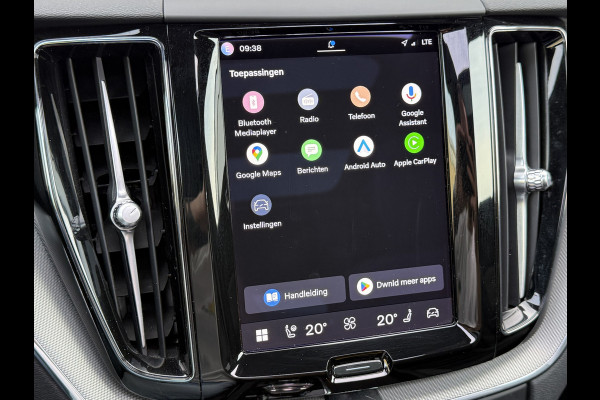 Volvo XC60 2.0 T6 Plug-in hybrid AWD Plus Dark | Trekhaak | Pano | Pilost Assist | Memory