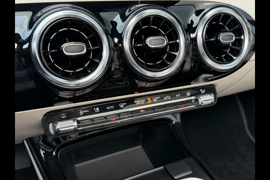 Mercedes-Benz CLA-Klasse Shooting Brake 250 e Luxury Line 18"/Panoramadak/Leder/Stoel + stuurverwarming/Burmester/Elektrische klep/Keyless/PDC v+a/Apple Carplay & Android Auto