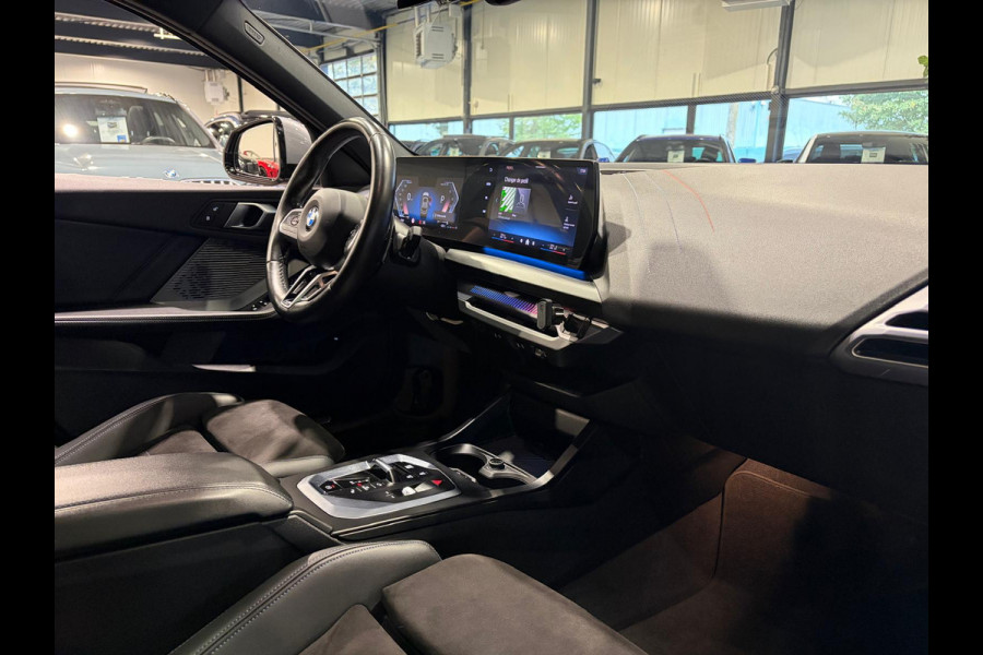 BMW 1-serie 120 M Sport Design Edition Panoramadak | Stoelverwarming | Camera | Carplay