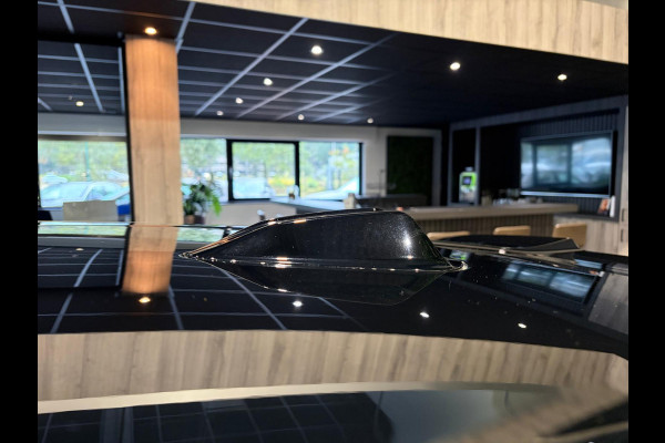 BMW 1-serie 120 M Sport Design Edition Panoramadak | Stoelverwarming | Camera | Carplay